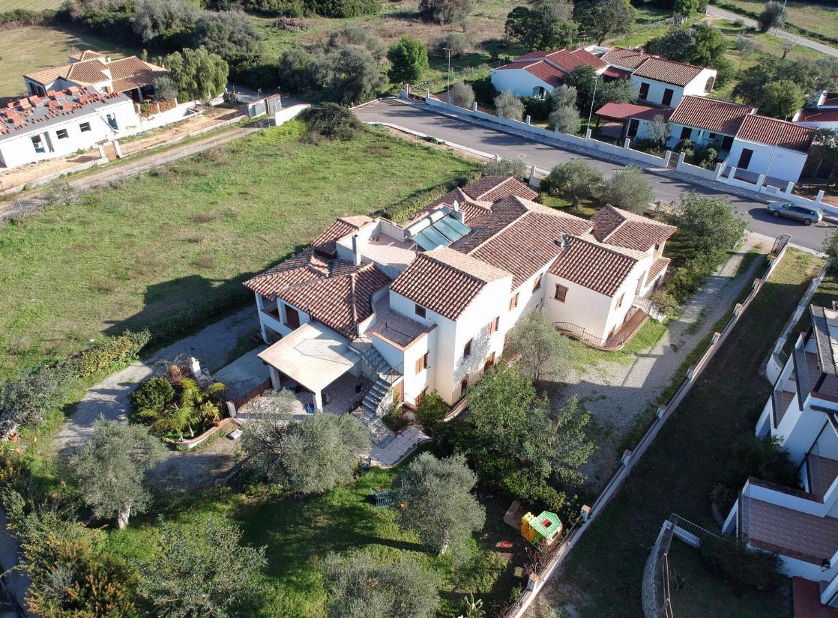 Appartamenti Torre Di Bari باري ساردو المظهر الخارجي الصورة